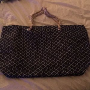Navy white beach tote